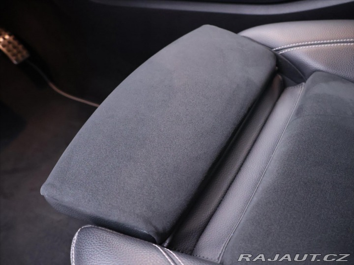 Mercedes-Benz CLA 1,3 i 118 kW 250 E-Hybrid 2022