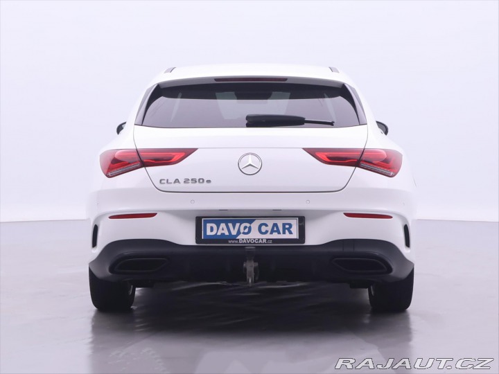 Mercedes-Benz CLA 1,3 i 118 kW 250 E-Hybrid 2022
