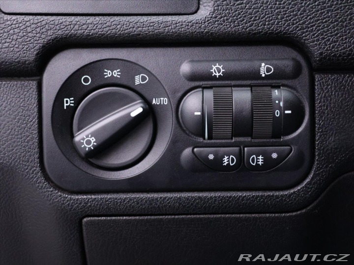 Ostatní značky Ostatní modely UAZ Patriot 2,3 2.3D AMC 4x4 Naviják 2014