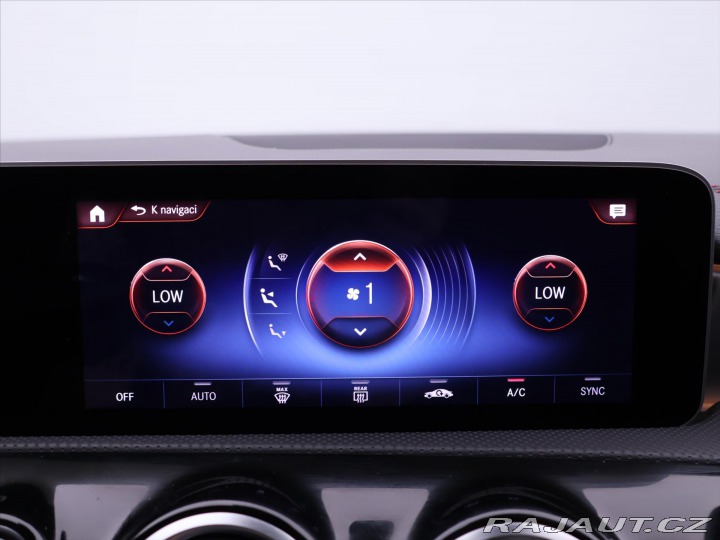 Mercedes-Benz CLA 1,3 180 AMG line Panorama 2020