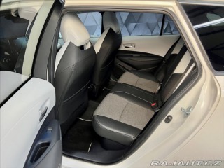 Toyota Corolla 2,0 Hybrid e-CVT  EXECUTI 2021