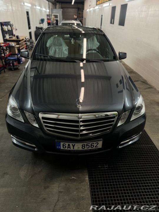 Mercedes-Benz E 3,0 E350 (W212) avangar 2010