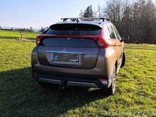 Mitsubishi Eclipse Cross 1,5 + tažné zařízení, s 1800