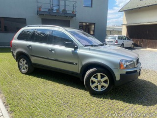 Volvo XC90 2,4 D5 AWD 120 kW 4x4 + 2004