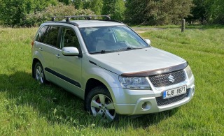 Suzuki Grand Vitara 2,4