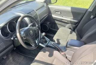Suzuki Grand Vitara 2,4 1800