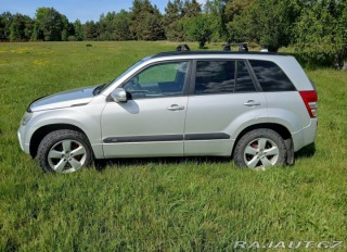Suzuki Grand Vitara 2,4 1800