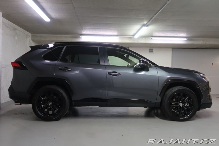Toyota RAV4 2.5Hybrid,CZ,1Maj,Selecti 2022