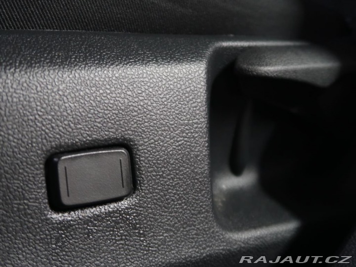 Toyota Corolla 2.0Hybrid,CZ,1Maj,Comfort 2023