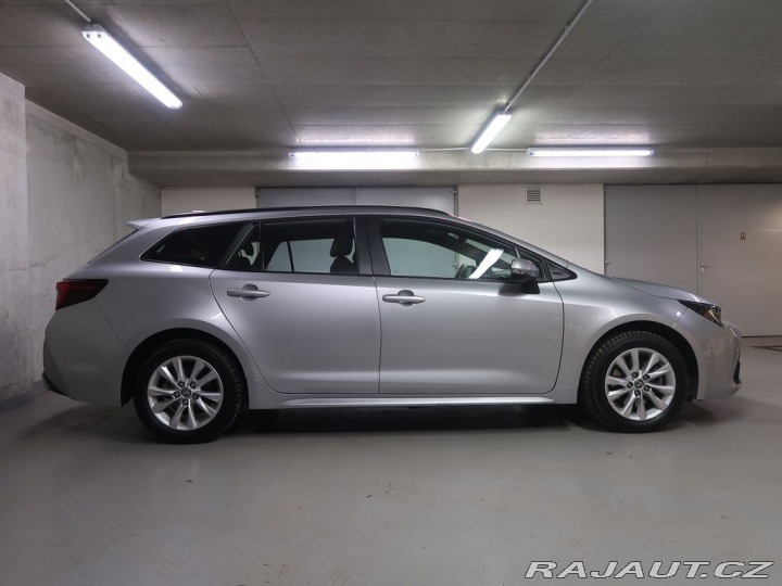 Toyota Corolla 2.0Hybrid,CZ,1Maj,Comfort 2023