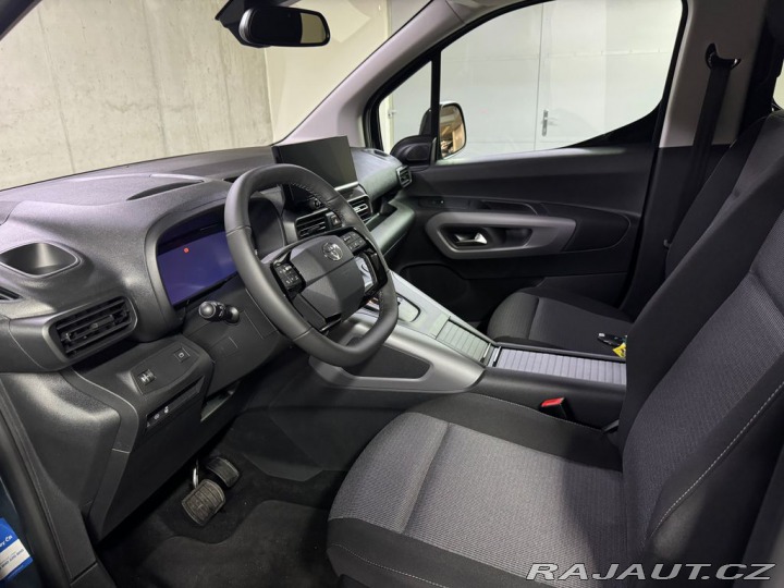 Toyota ProAce City Verso VIP 7 míst 1,5 AT Long 2025