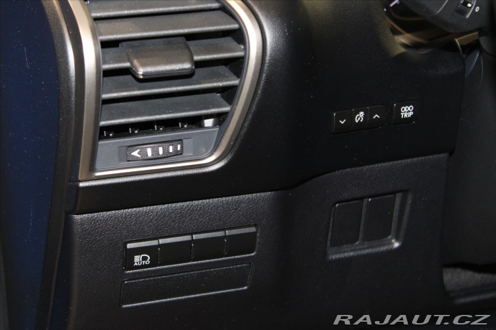 Lexus Ostatní modely NX 300h ACC / DPH 2021