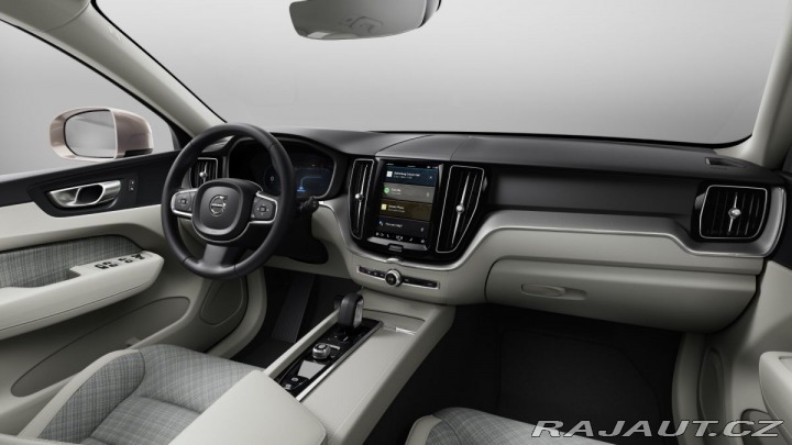 Volvo XC60 B4 2.0L 197+14 HP AT8 FWD 2024