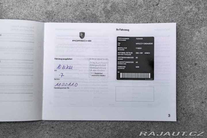 Porsche Taycan 4S Cross Turismo, cherry 1800