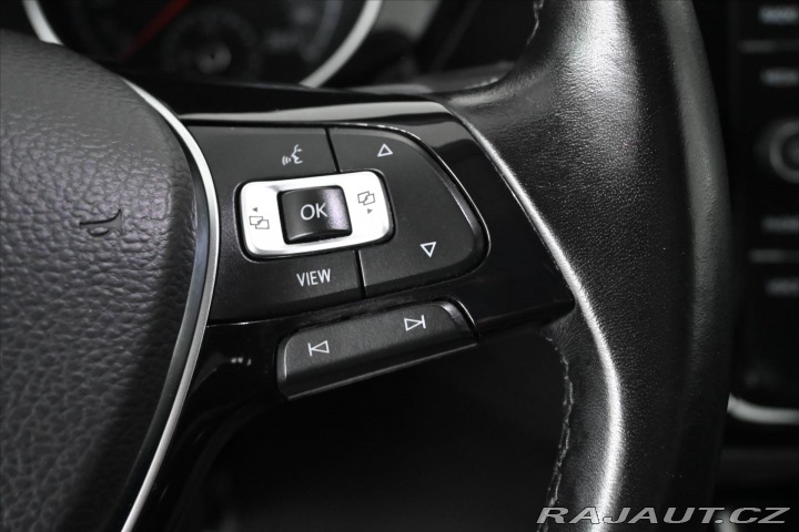 Volkswagen Touran 2,0 TDI 110 kW DSG HIGHLI 2021