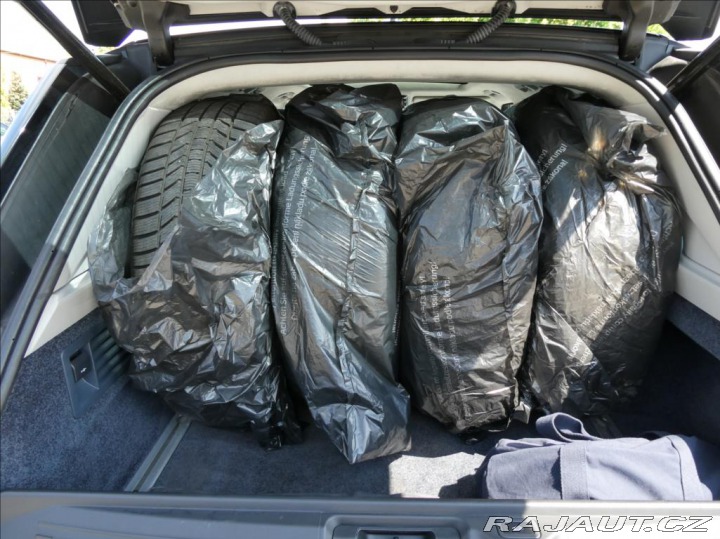 Land Rover Range Rover 5,0 V8 S/C REZERVACE 2014