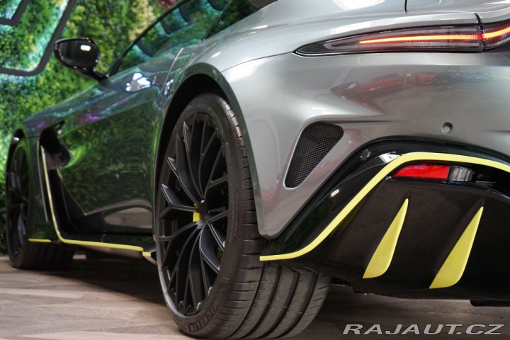Aston Martin Ostatní modely V12 Vantage 1 of 333*5.2L*515kW*CERAM 2023