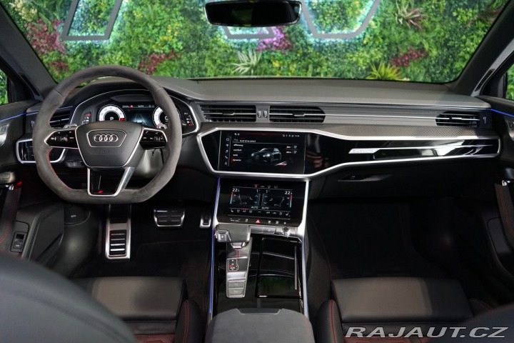 Audi RS6 463kW*LASER*NEZ.TOP*PANO* 2024