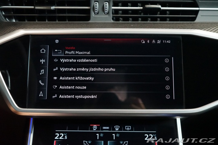 Audi RS6 463kW*LASER*NEZ.TOP*PANO* 2024