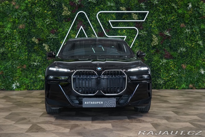 BMW 7 B&W*ZÁRUKA*PANORAMA* 2024