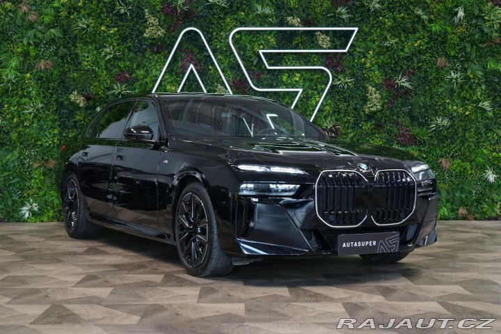 BMW 7 B&W*ZÁRUKA*PANORAMA* 2024