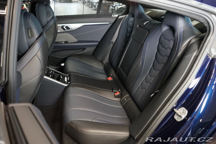 BMW 8 GC*PANO*CRAFTED*ZÁRUKA 2022