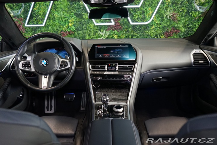 BMW 8 GC*PANO*CRAFTED*ZÁRUKA 2022
