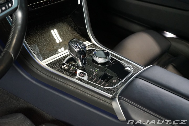 BMW 8 GC*PANO*CRAFTED*ZÁRUKA 2022