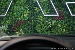 BMW i8 1.5i EDrive LED HUD Camer 2018