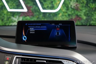 BMW i8 1.5i EDrive LED HUD Camer 2018