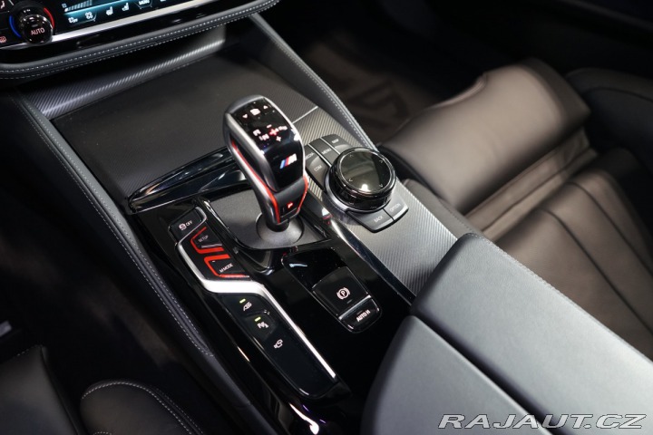 BMW M5 ZÁRUKA*LASER*H/K* 2023