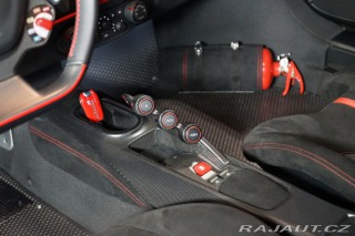 Ferrari 488 PISTA*LIFT*CARBON*NAVI*ZÁ 2020