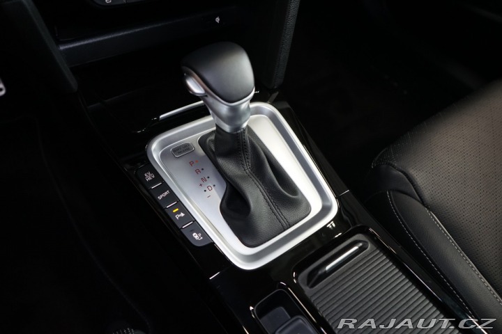Kia XCeed 1.6 GDi*HYBRID*6AT*PANO*Z 2021