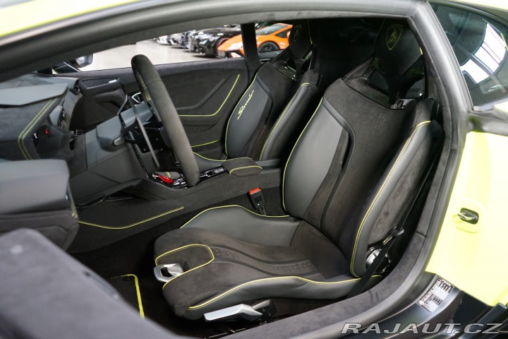 Lamborghini Huracán STERRATO*5.2l V10*Ad-Pers 2024