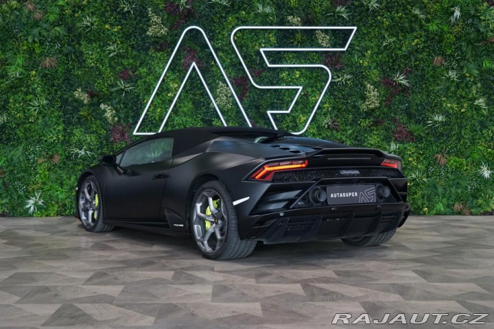 Lamborghini Huracán EVO SPYDER AWD*LIFT*ZÁRUK 2023