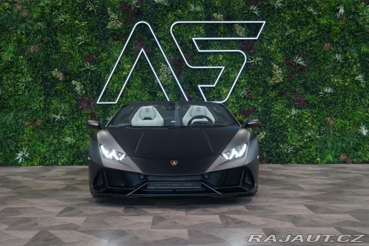 Lamborghini Huracán EVO SPYDER AWD*LIFT*ZÁRUK 2023