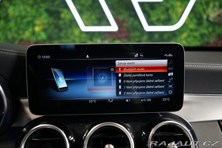 Mercedes-Benz C 300*4MATIC*AMG*LED*CARPLA 2020