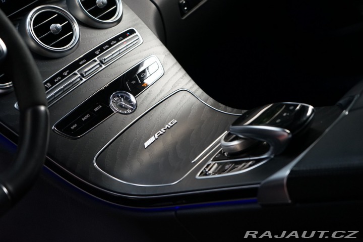 Mercedes-Benz C 63 AMG*V8*350kW*LED*PANO* 2019
