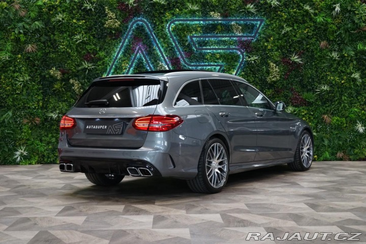 Mercedes-Benz C 63 AMG*V8*350kW*LED*PANO* 2019