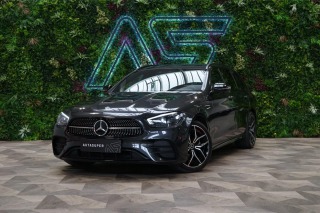 Mercedes-Benz E 220d*4M*AMG*LED*DISTRONIC