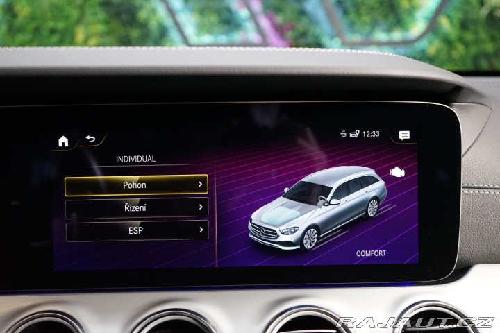 Mercedes-Benz E 220d*4M*AMG*LED*DISTRONIC 2020
