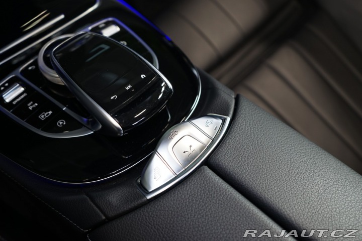 Mercedes-Benz E 300*AMG*CABRIOLET*BURMEST 2021