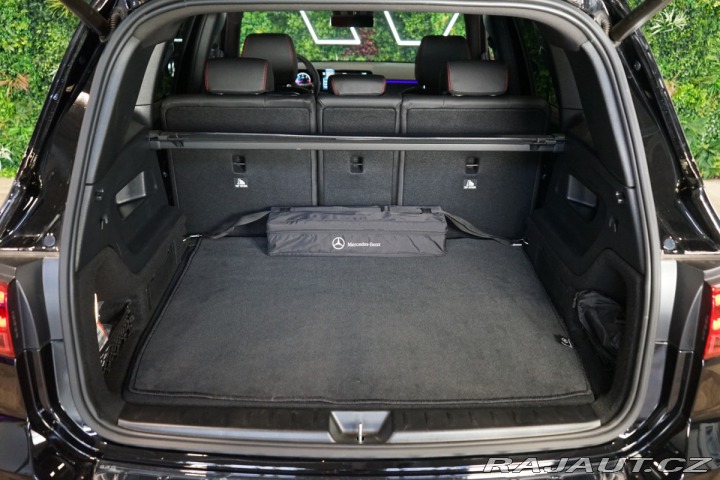 Mercedes-Benz GLB 200d*4MATIC*AMG*TAŽNÉ*ZÁR 2024