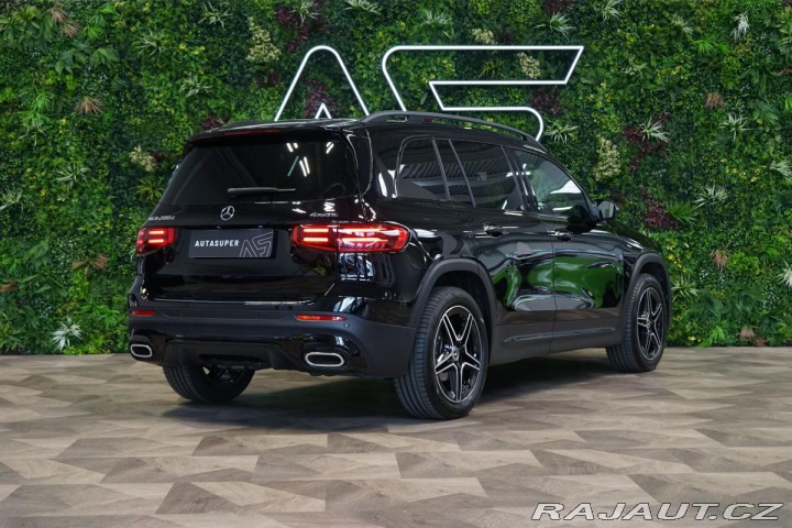 Mercedes-Benz GLB 200d*4MATIC*AMG*TAŽNÉ*ZÁR 2024