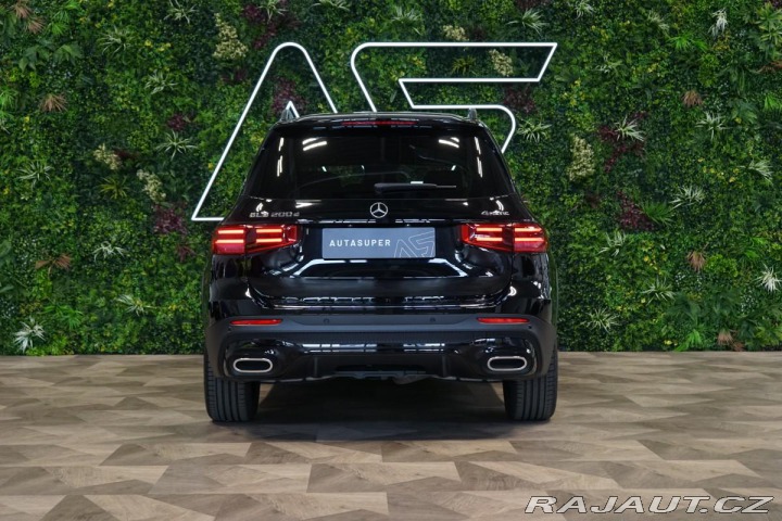Mercedes-Benz GLB 200d*4MATIC*AMG*TAŽNÉ*ZÁR 2024