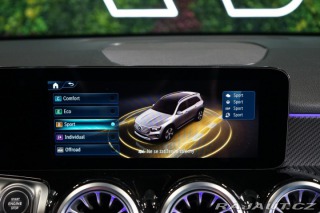 Mercedes-Benz GLB 200d*4MATIC*AMG*TAŽNÉ*ZÁR 2024