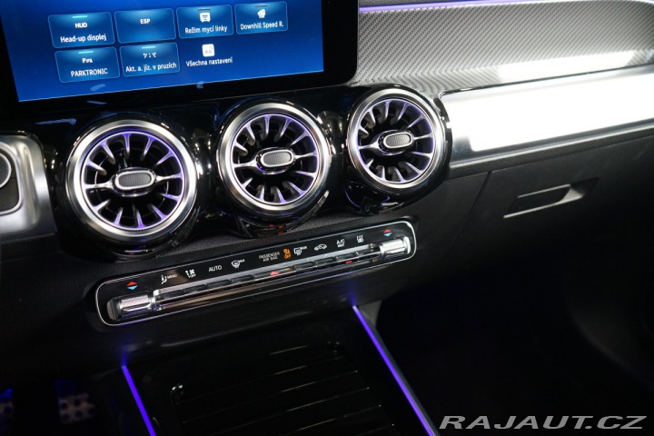 Mercedes-Benz GLB 200d*4M*AMG*7-MÍST*NEZ.TO 2024
