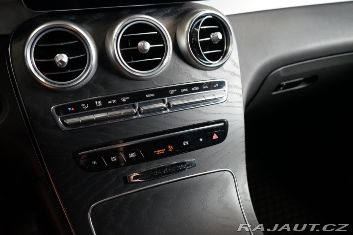 Mercedes-Benz GLC CARPLAY*KAMERA* 2022