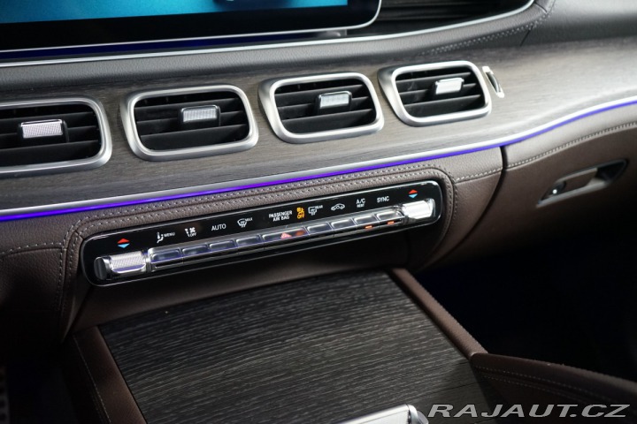 Mercedes-Benz GLS 350d*4M*AMG*TAŽNÉ*7-MÍST* 2021