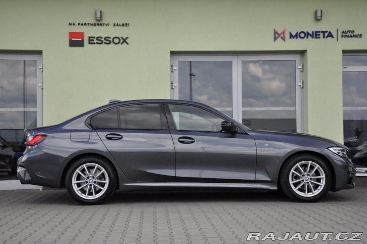 BMW 3 320xD M-SPORT ČR 1.MAJ 2022